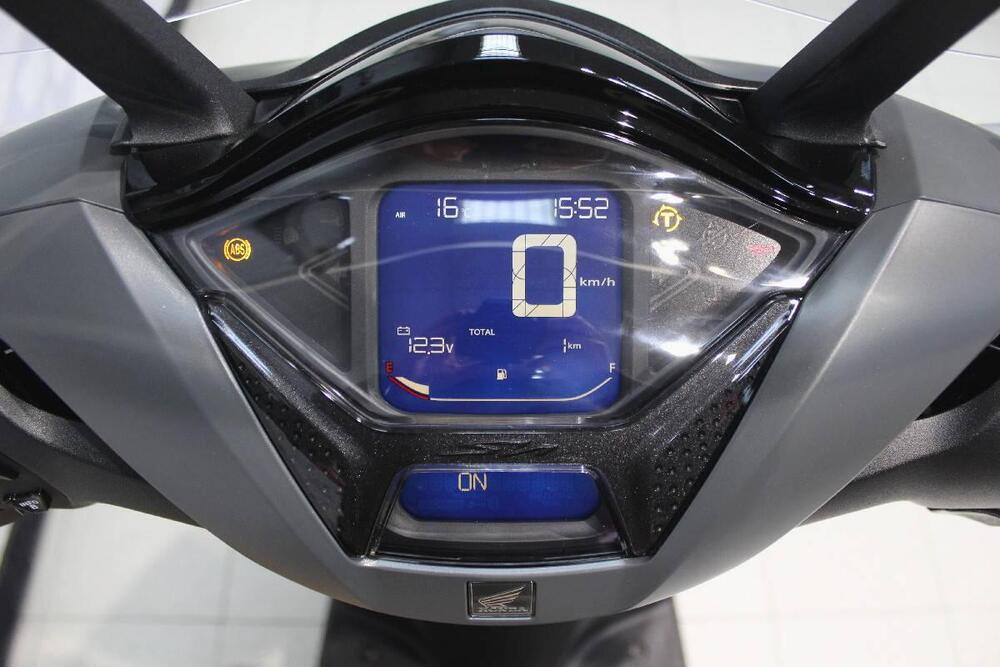 Honda SH 350i GT (2025 - 26) (6)