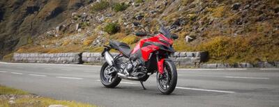 Ducati Multistrada V2 S (2025) nuova