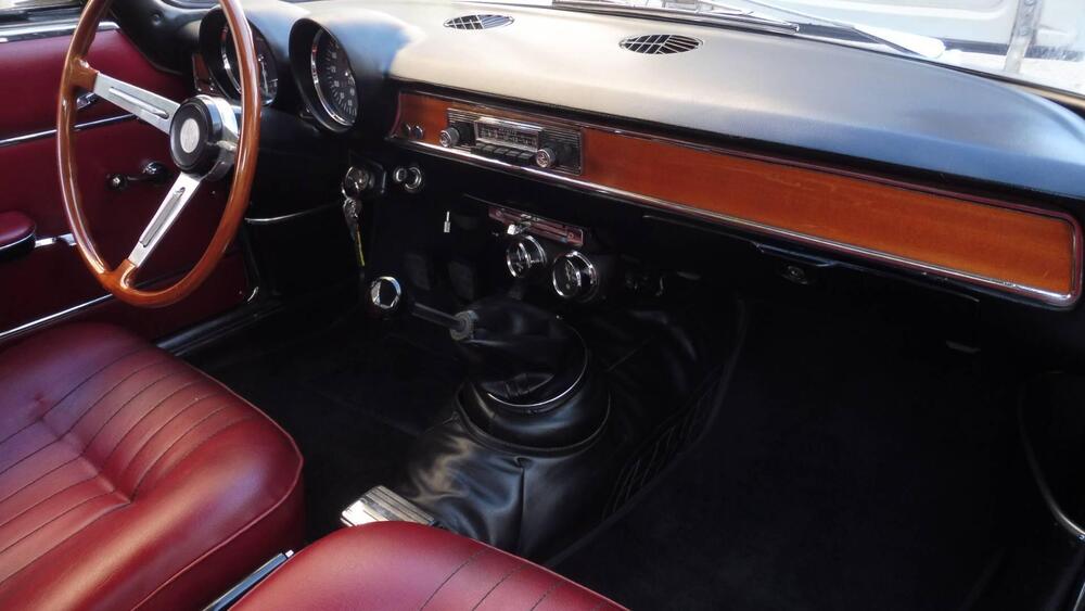 Alfa Romeo GT junior 1300 d'epoca a Mantova (18)
