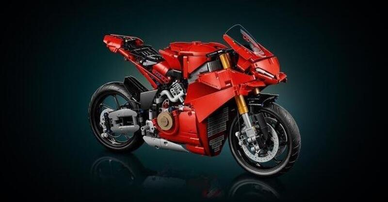 Natale 2024. 12 dicembre, un&#039;idea regalo al giorno per motociclisti: Lego&amp;Ducati