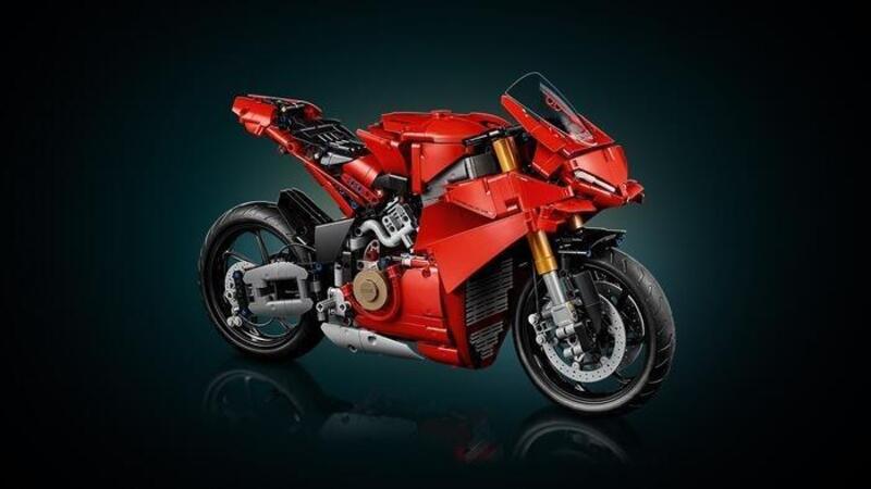 Natale 2024. 12 dicembre, un&#039;idea regalo al giorno per motociclisti: Lego&amp;Ducati