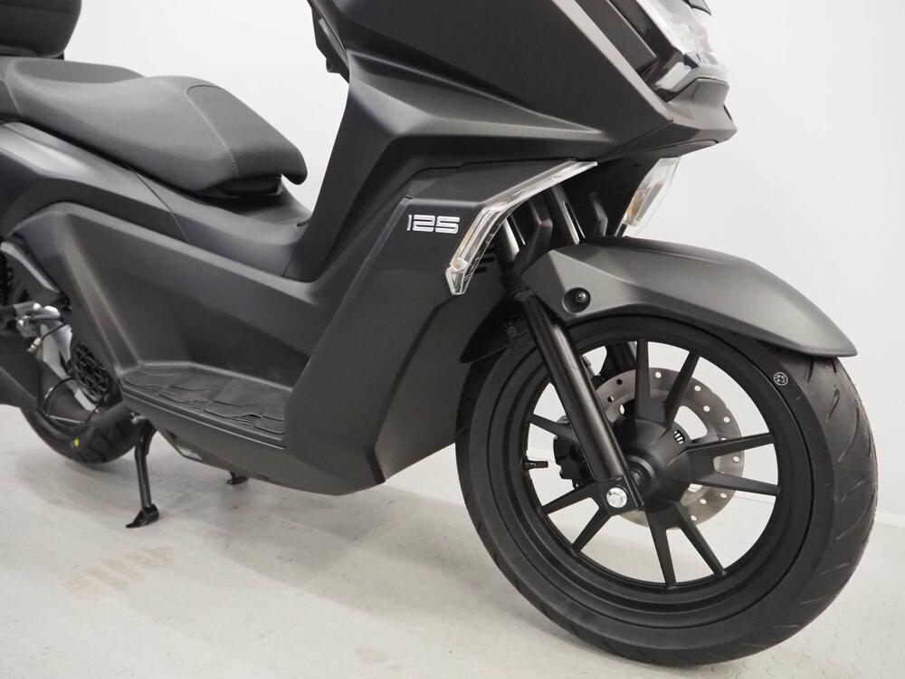 Kymco Skytown 125i (2024 - 26) (3)