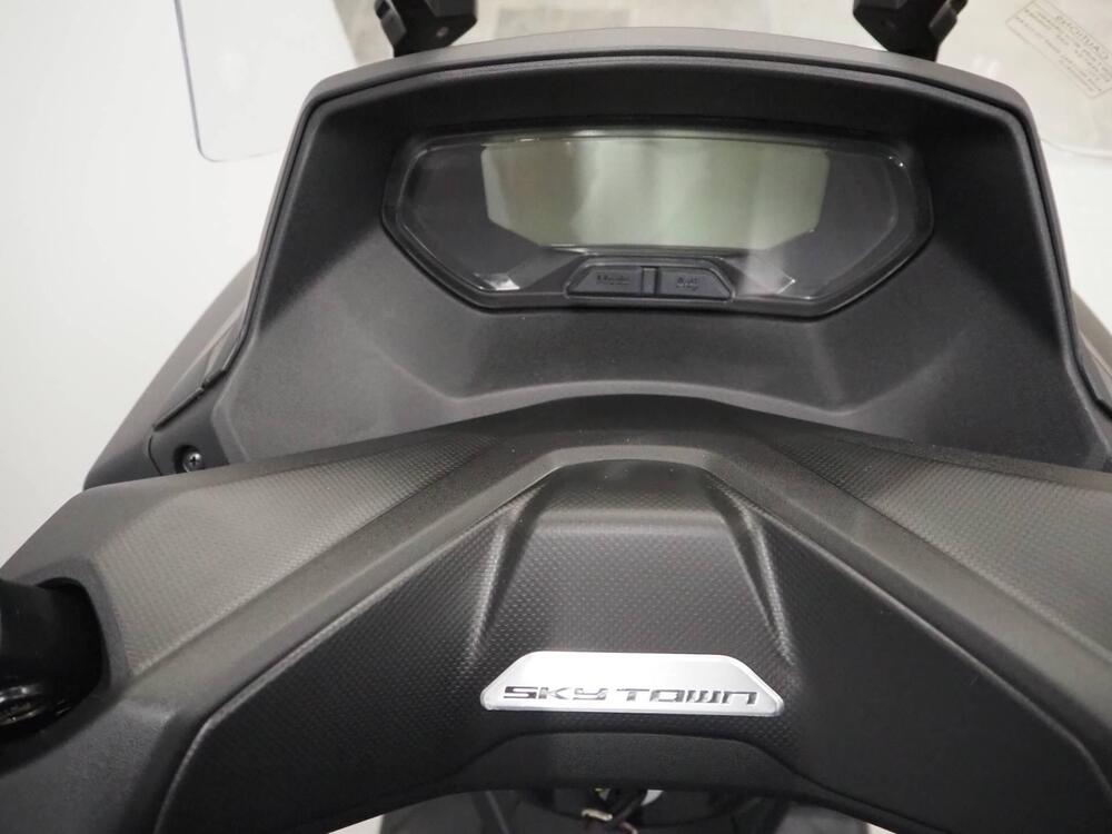 Kymco Skytown 125i (2024 - 26) (9)