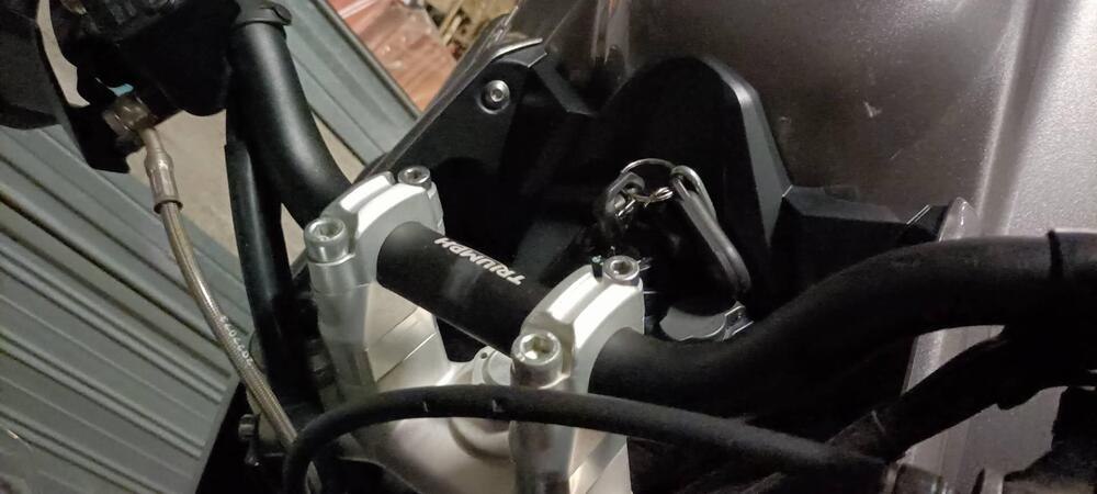 Riser per Triumph Tiger 800 2019 Sw-Motech (2)
