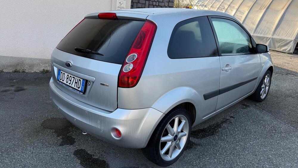 Ford Fiesta usata a Torino (5)