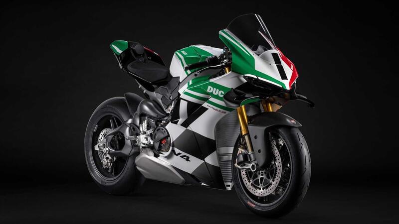 Ducati Panigale V4 Tricolore: omaggio al Made in Italy tra storia e innovazione