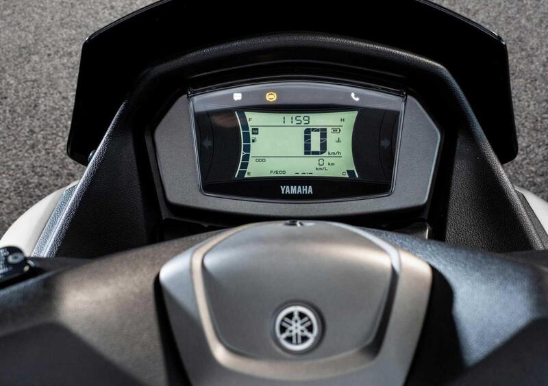 Yamaha N-Max 155 N-Max 155 (2022 - 25) (11)