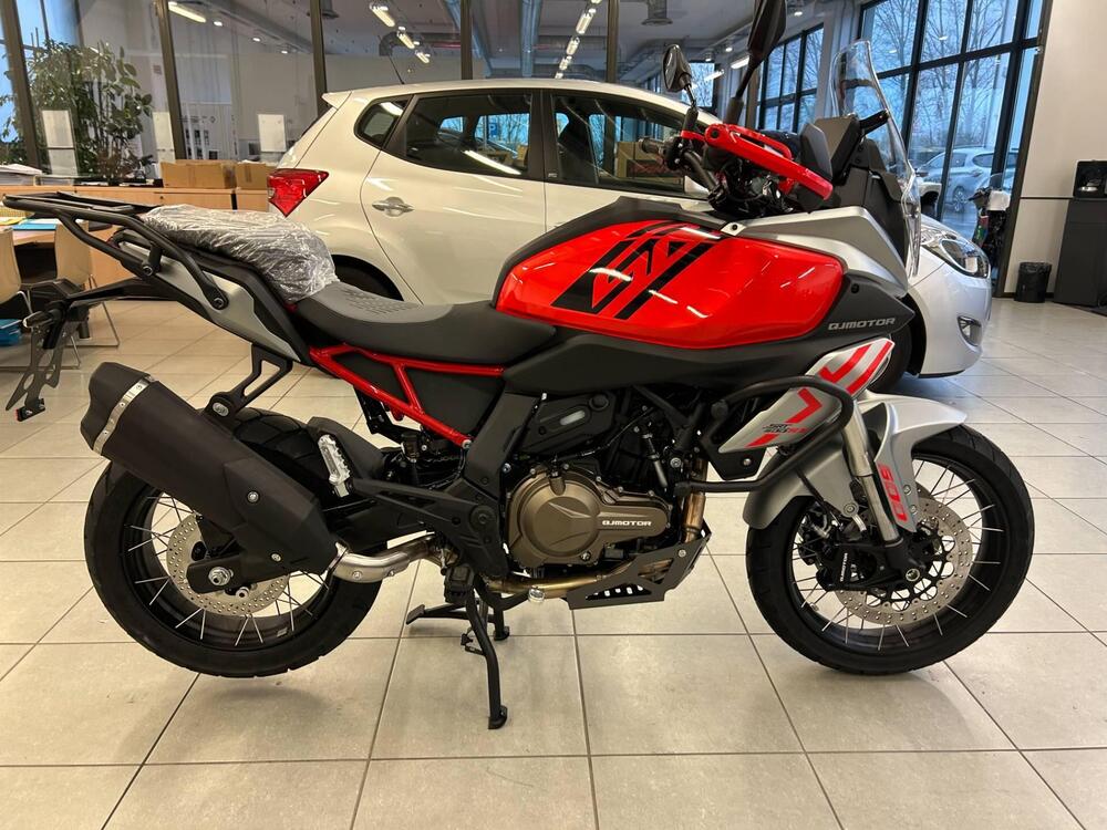 QJ Motor SRT 600 SX (2024 - 25) (5)