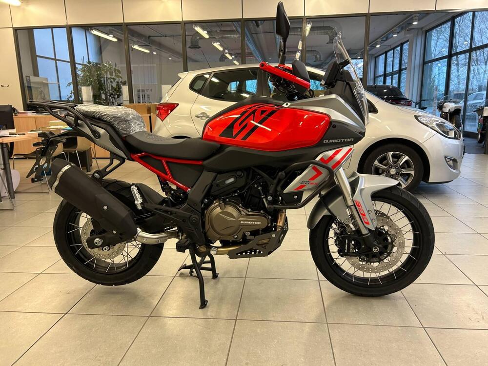 QJ Motor SRT 600 SX (2024 - 25) (10)