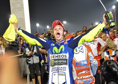 Rossi vince il GP del Qatar davanti a Dovizioso