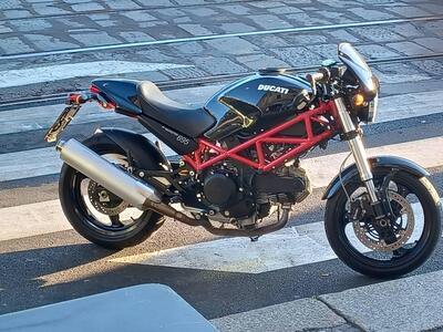 Ducati Monster 695 (2006 - 08) usata