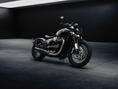 Nuova Triumph Bonneville Bobber TFC, serie limitata tra artigianato e tecnologia