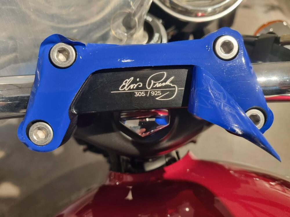 Triumph Bonneville T120 Elvis (2024 - 25) (12)