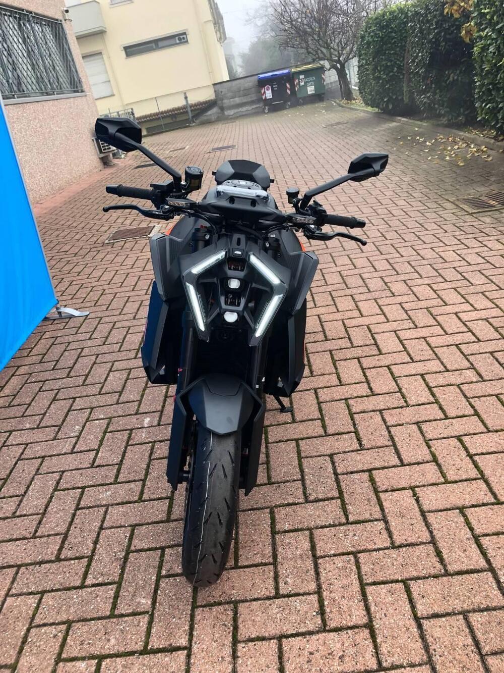 KTM 1390 Super Duke R (2024 - 26) (2)