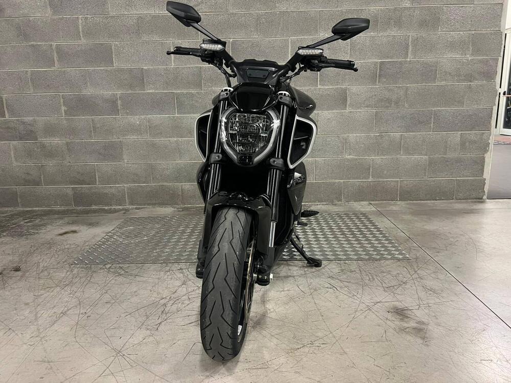 Ducati Diavel V4 (2023 - 25) (3)