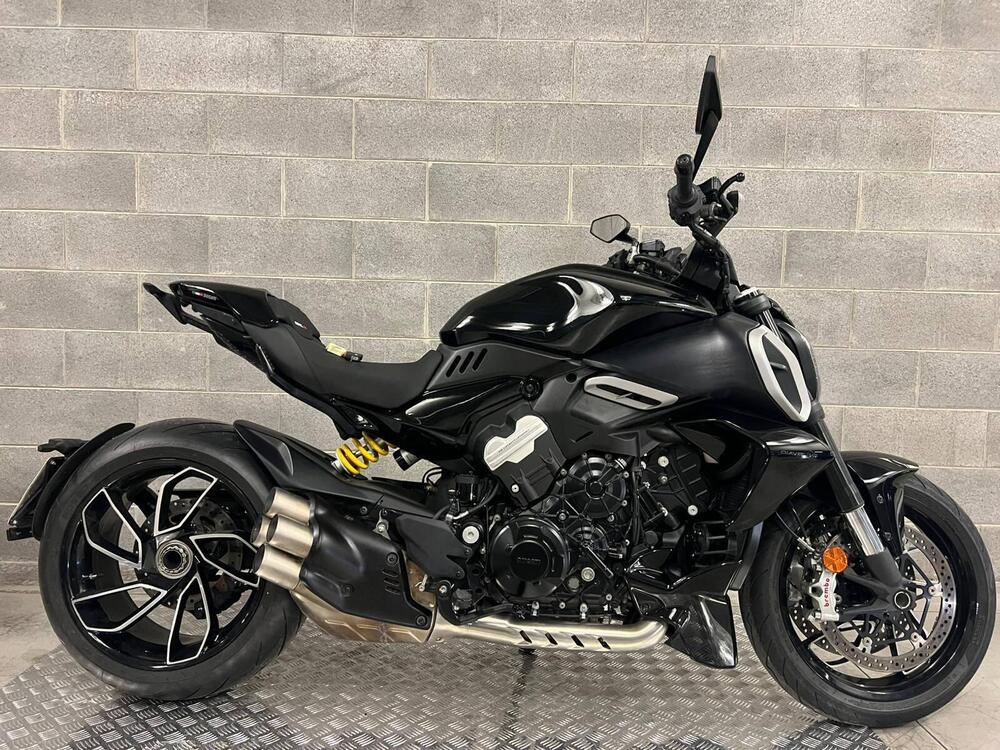 Ducati Diavel V4 (2023 - 25) (2)