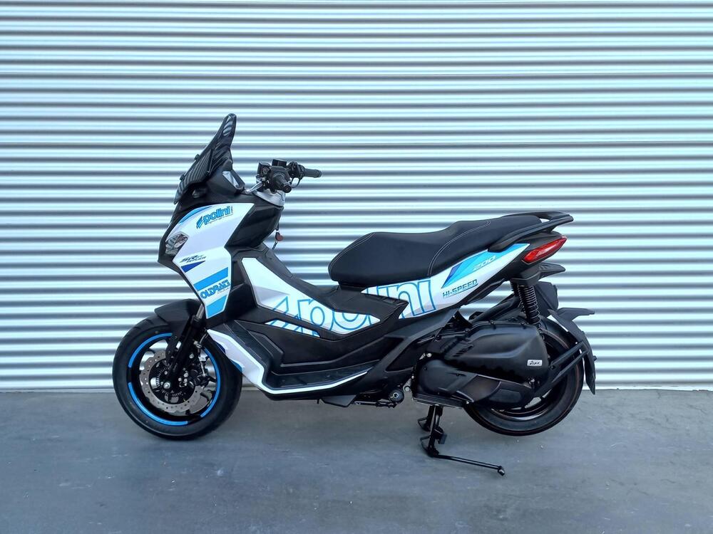 Aprilia SR GT 200 (2022 - 24) (4)