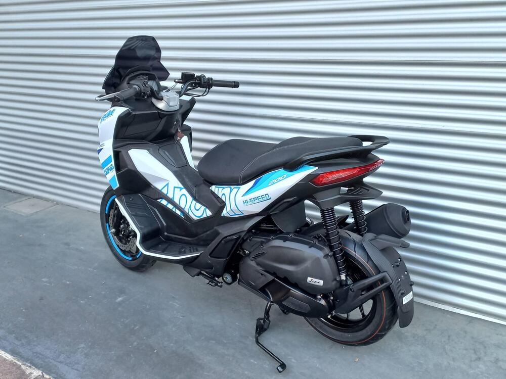 Aprilia SR GT 200 (2022 - 24) (5)