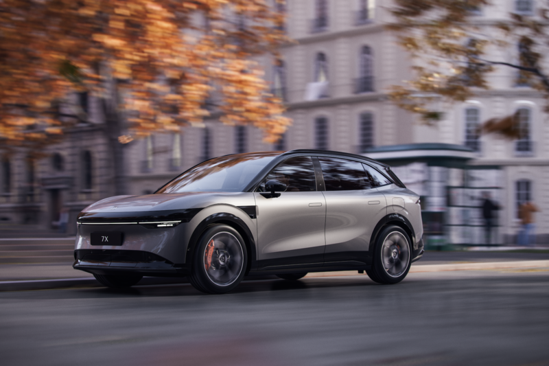 Zeekr 7X: il nuovo SUV elettrico per l&rsquo;Europa che si ricarica in 13 minuti 