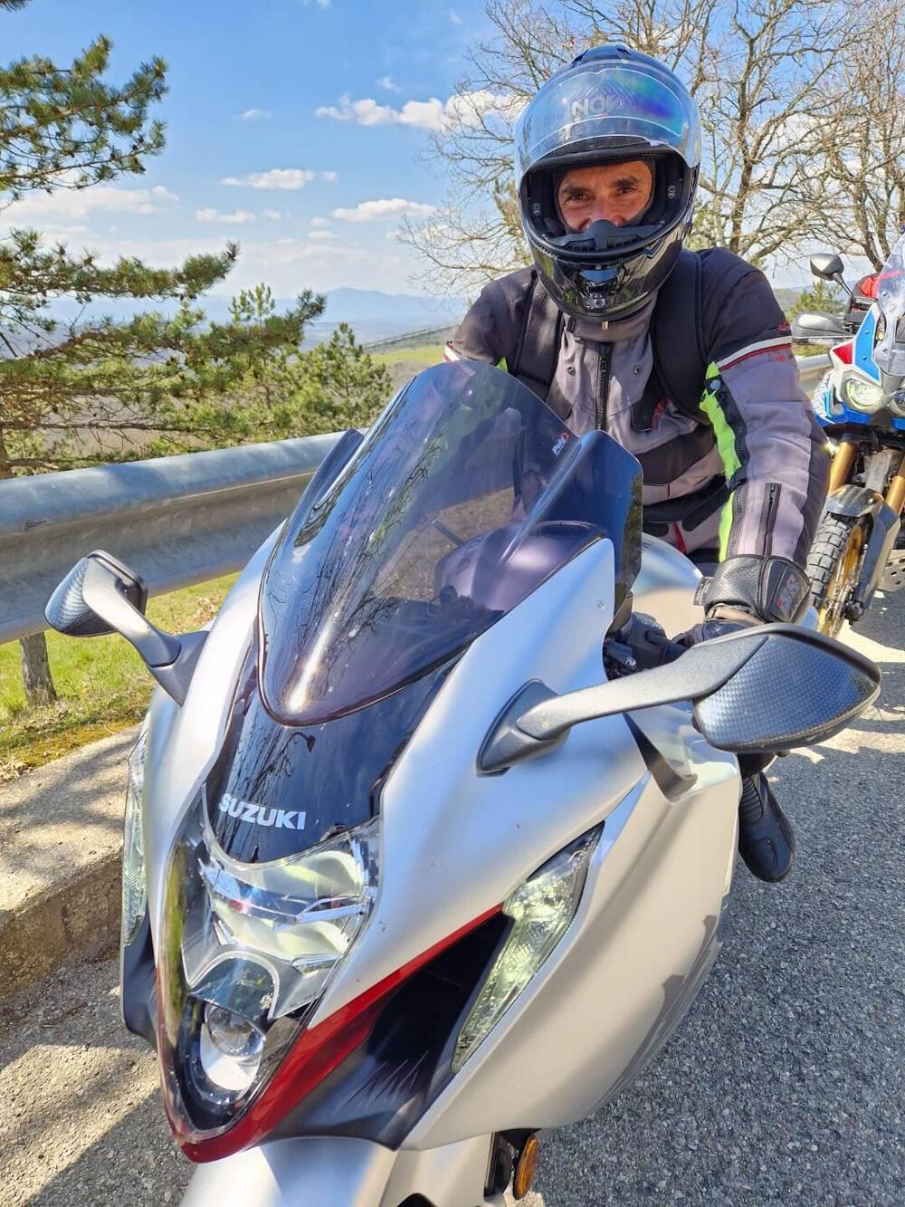 Suzuki GSX 1300 R Hayabusa (2021 - 24) (8)