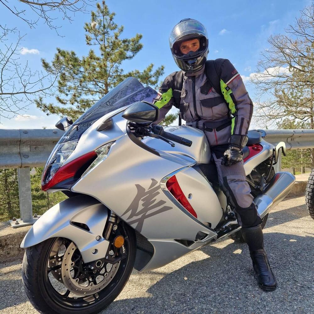 Suzuki GSX 1300 R Hayabusa (2021 - 24) (9)
