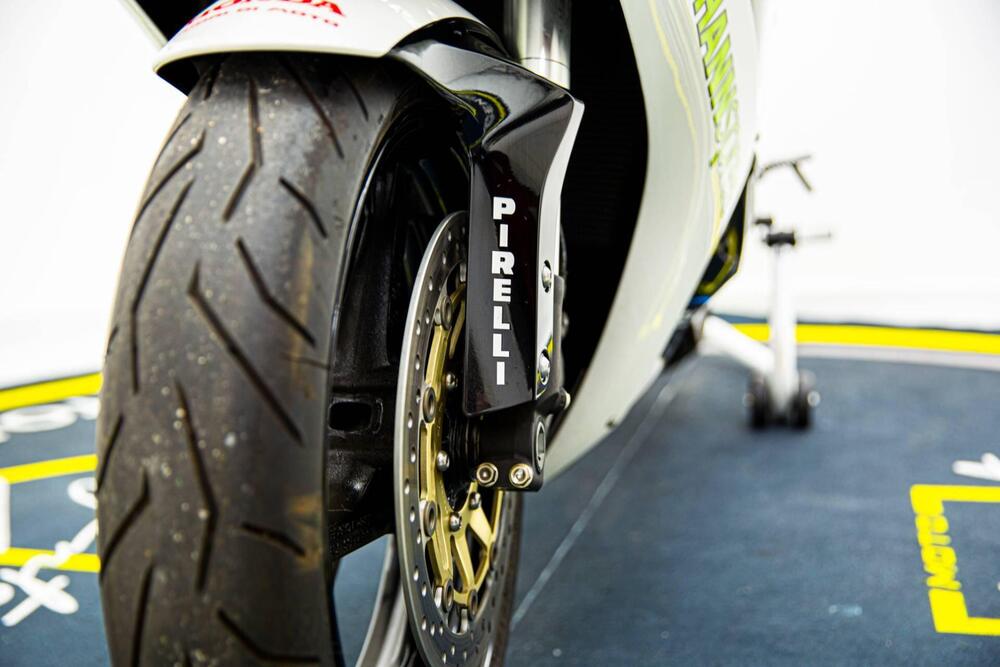 Honda CBR 1000 RR Fireblade (2006 - 07) (10)