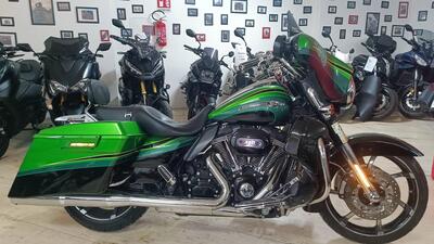 Harley-Davidson 1800 Street Glide (2010 - 11) - FLHXSE usata
