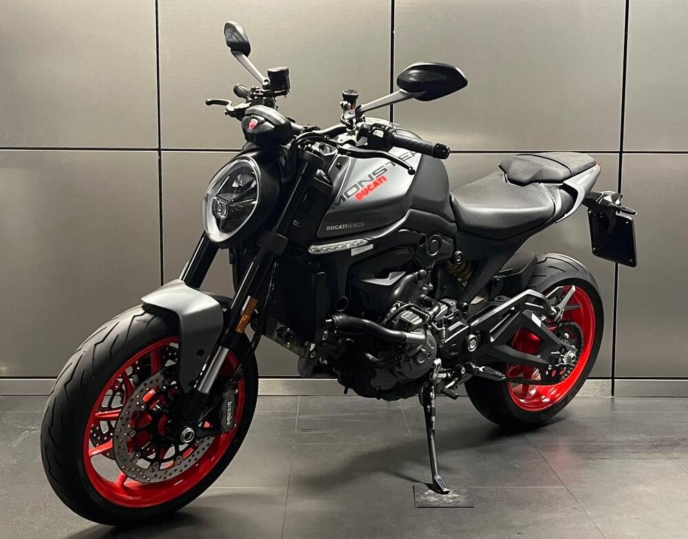 Ducati Monster 937 (2021 - 25) (3)