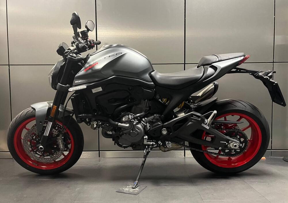 Ducati Monster 937 (2021 - 25) (4)