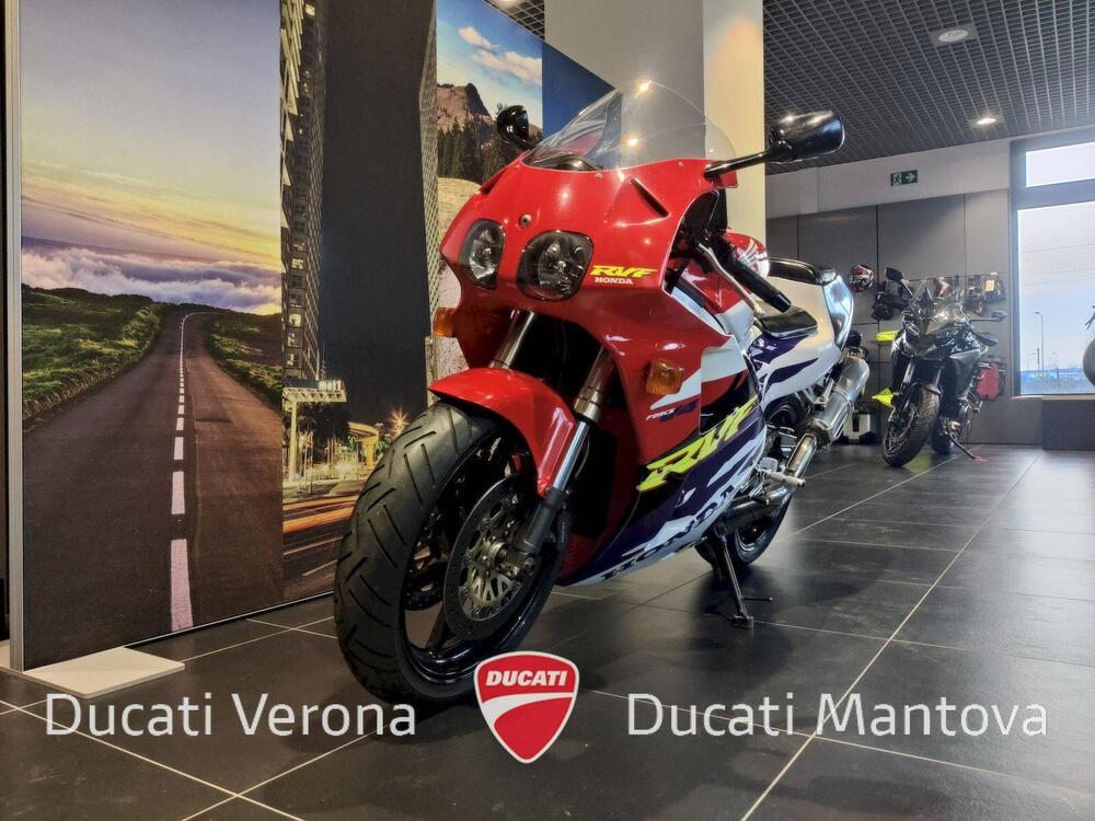 Honda VFR 400 - NC 30 (11)