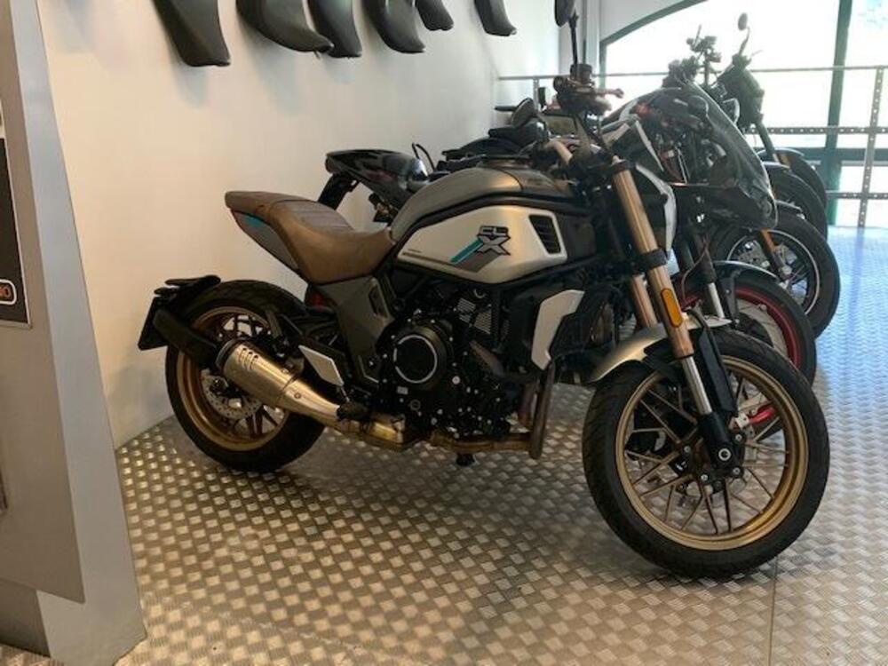 CFMOTO 700CL-X Sport (2022 - 25) (2)