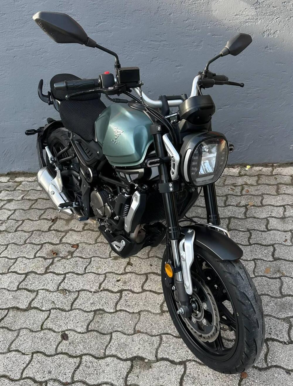 Voge Trofeo 300AC (2021 - 25) (16)