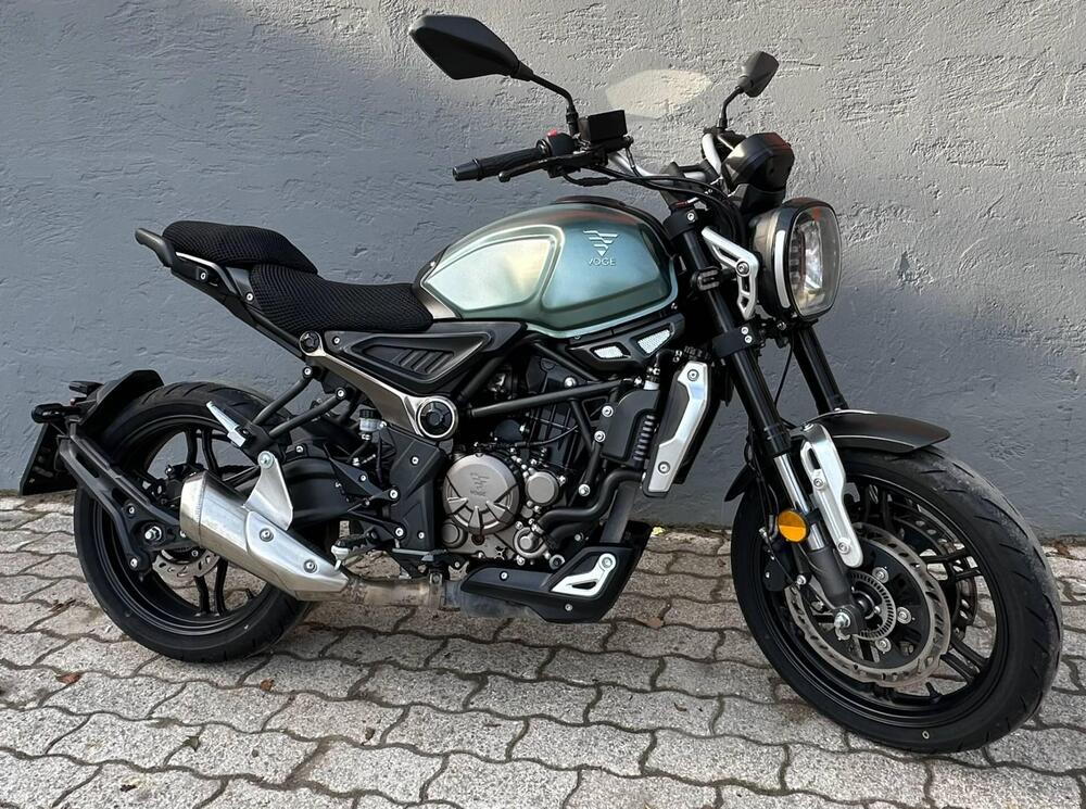 Voge Trofeo 300AC (2021 - 25) (9)