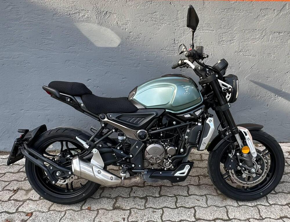 Voge Trofeo 300AC (2021 - 25) (17)