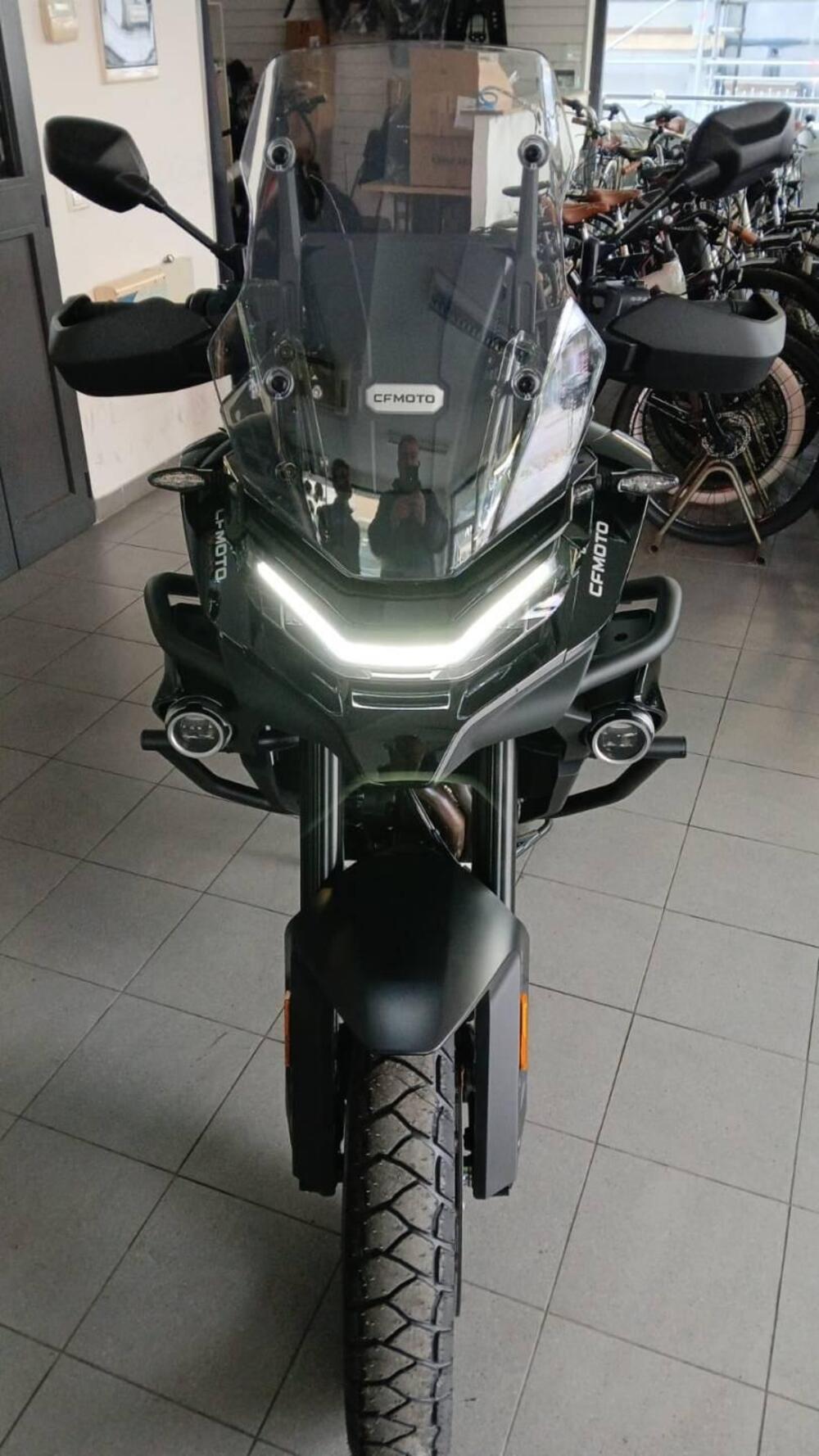 CFMOTO 800MT Explore (2023 - 25) (2)