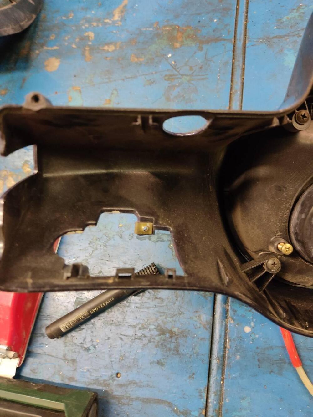 Faro e cover piaggio vespa 200 250 300 (6)