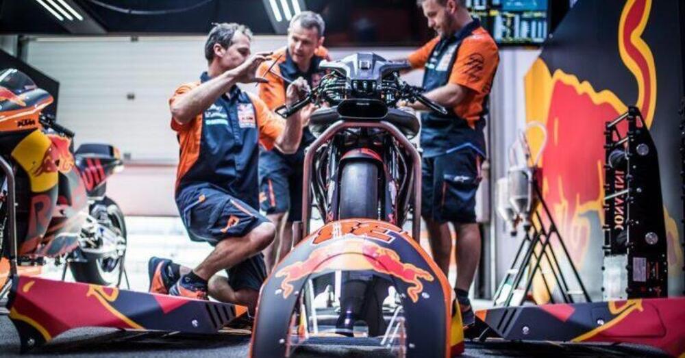 Crisi KTM: valzer pietoso dopo l&rsquo;assemblea dei creditori. MotoGP salva, Moto2 e Moto3 a rischio, ma occhio alla vera pessima notizia 