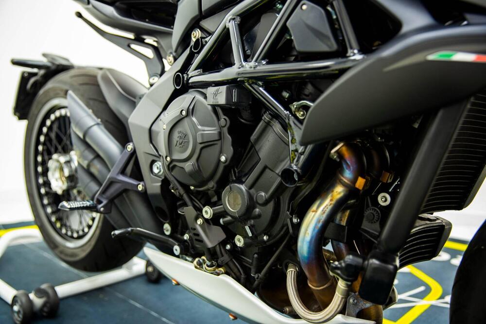 MV Agusta Dragster 800 RR (2021 - 23) (16)