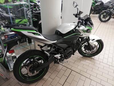 Kawasaki Z e-1 (2024 - 25) usata