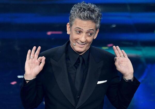 Fiorello passa al Nove? Selvaggia Lucarelli e la condanna di una hater, l&#039;autogol Tony Effe, Francesca Fagnani, Teo Mammucari e la paura delle donne forti, il vero volto di Julio Iglesias e&hellip; A tutto gossip con Alessi