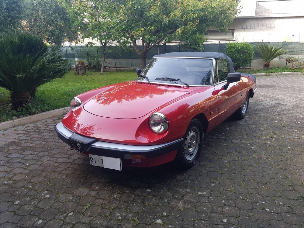 Alfa Romeo Spider 1600  d'epoca a Roma
