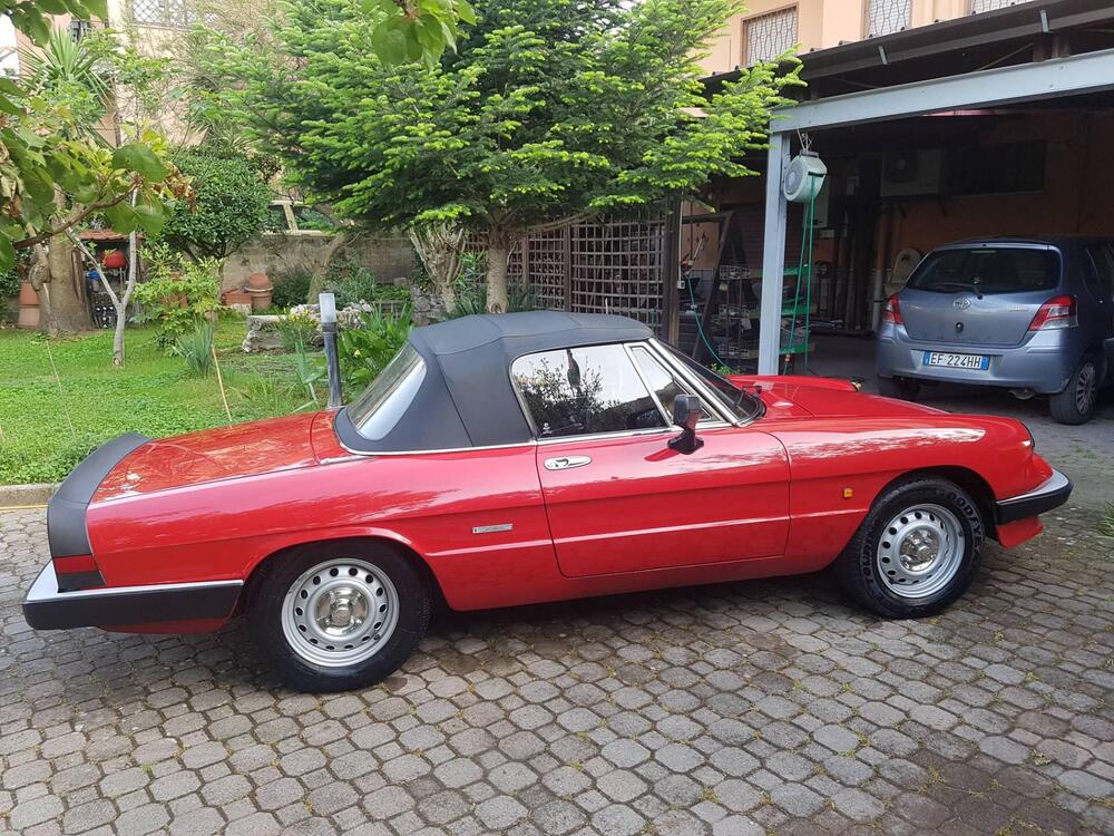 Alfa Romeo Spider 1600  d'epoca a Roma (4)