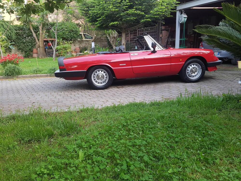 Alfa Romeo Spider 1600  d'epoca a Roma (9)