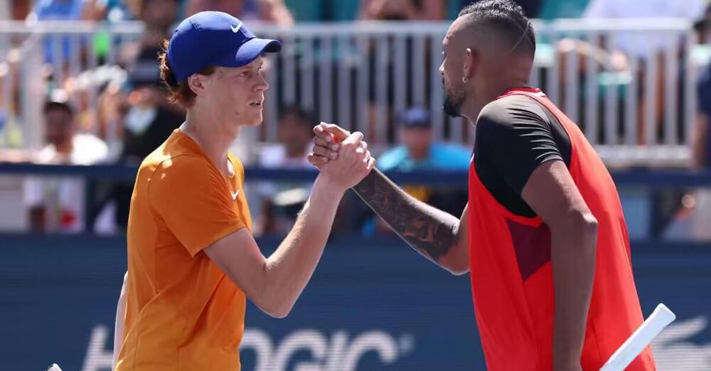 &quot;Perch&eacute; odio Jannik Sinner? Ve lo spiego&quot;. Nick Kyrgios spara ancora sul doping contro il tennista, ma Angelo Binaghi lo stoppa: &quot;Servono imbecilli come lui, perch&eacute;...&quot;. Si incontreranno in Australia?