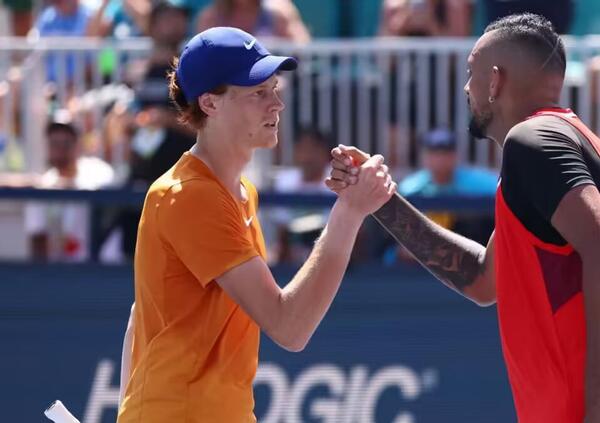 &quot;Perch&eacute; odio Jannik Sinner? Ve lo spiego&quot;. Nick Kyrgios spara ancora sul doping contro il tennista, ma Angelo Binaghi lo stoppa: &quot;Servono imbecilli come lui, perch&eacute;...&quot;. Si incontreranno in Australia?