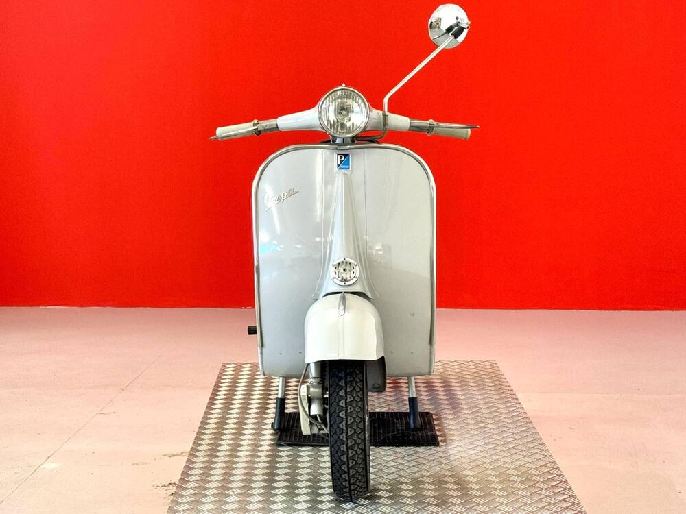 Piaggio VESPA 125 VNB5T (3)