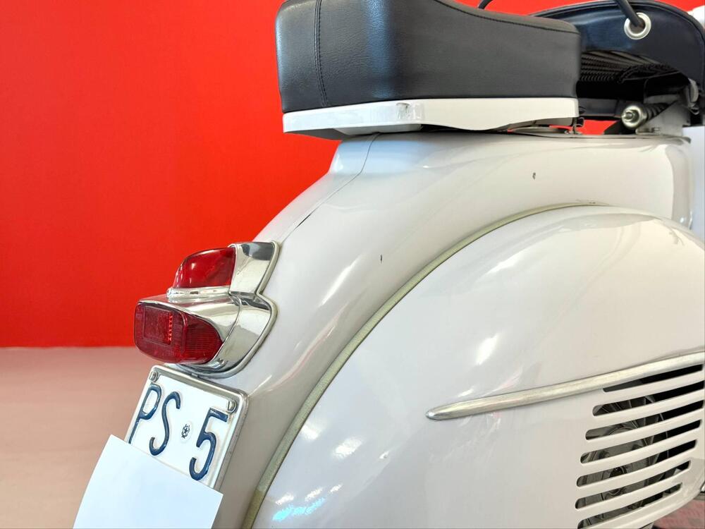 Piaggio VESPA 125 VNB5T (16)