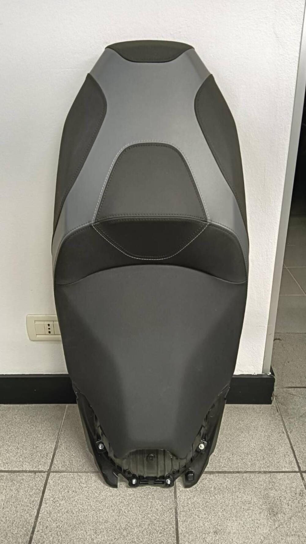 sella ADV 350 Honda (2)