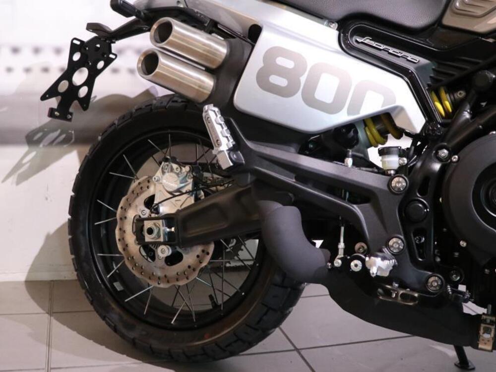 Benelli Leoncino 800 (2022 - 26) (4)