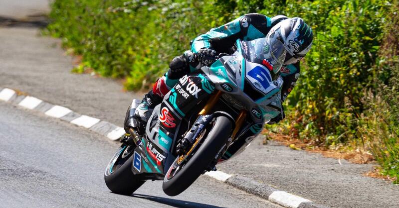 Tourist Trophy 2024 in pillole: dai record di Michael Dunlop alle 13.000 moto presenti sull&#039;Isola